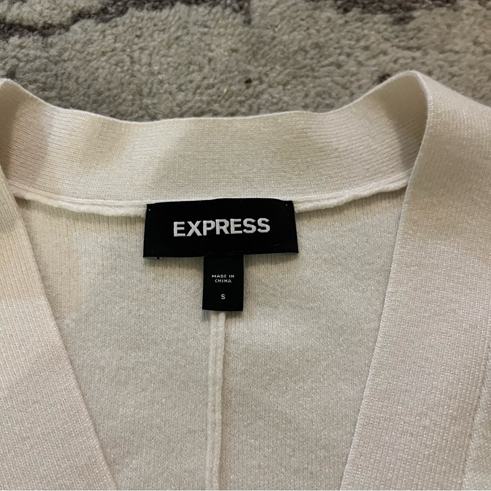 Express V-Neck Mixed Button Cardigan in Swan - Picture 6 of 7